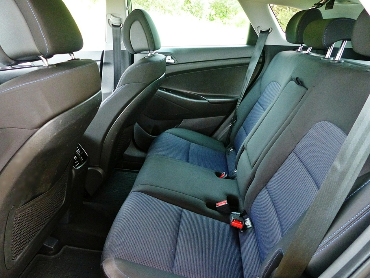 Hyundai Tucson - Zdjęcie 21