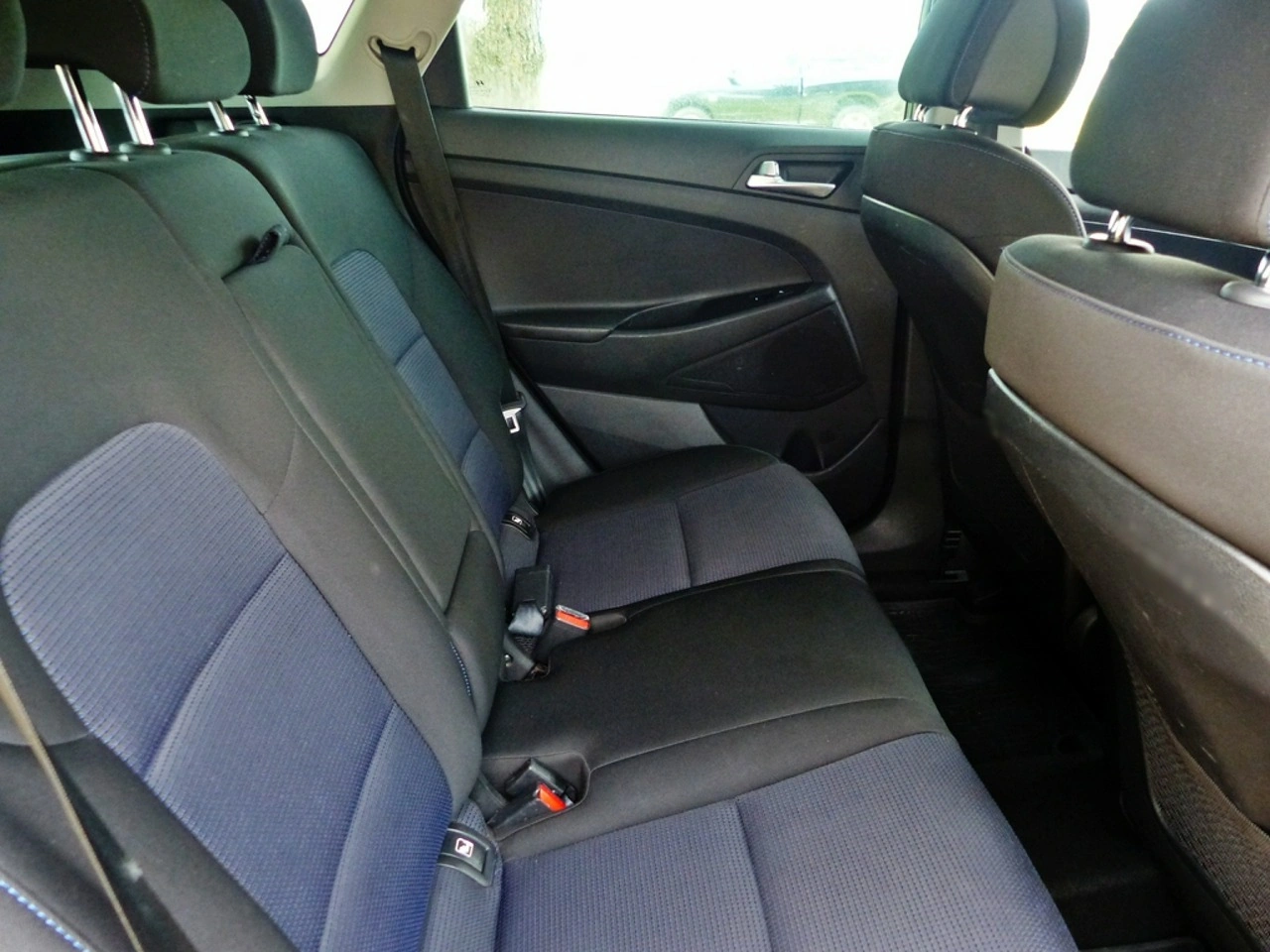 Hyundai Tucson - Zdjęcie 22