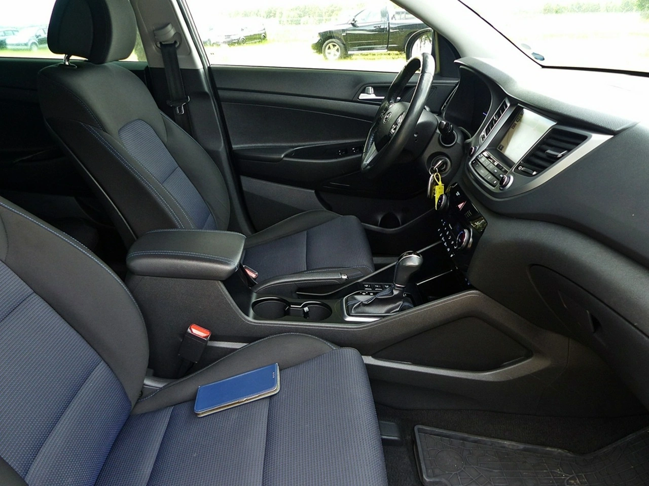 Hyundai Tucson - Zdjęcie 24