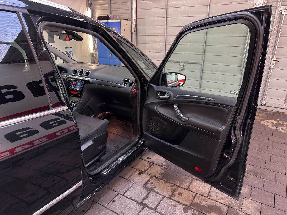 Ford Galaxy - Zdjęcie 35