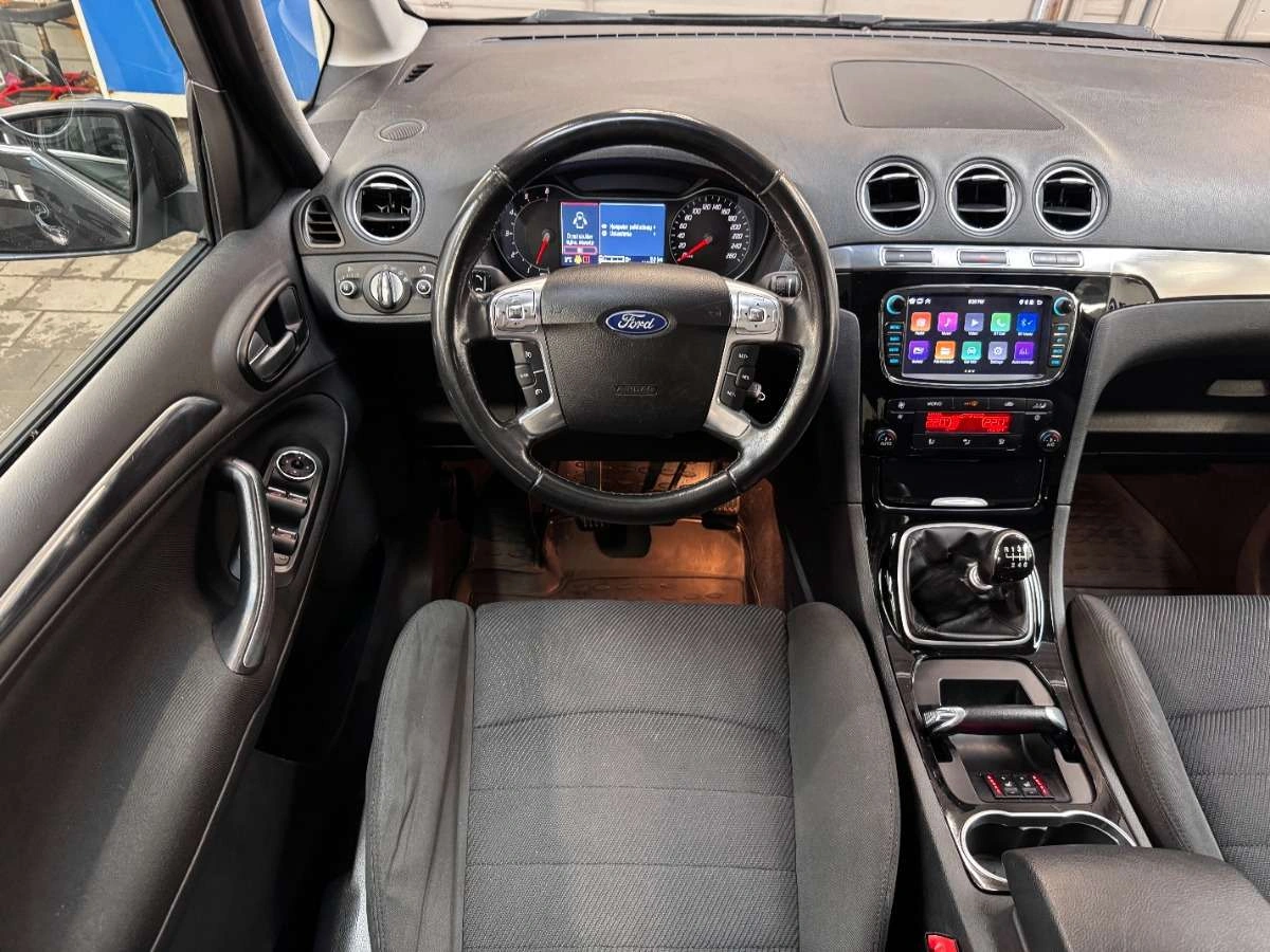 Ford Galaxy - Zdjęcie 24