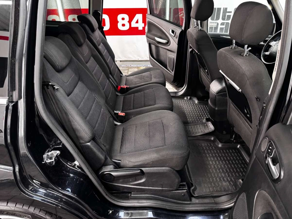 Ford Galaxy - Zdjęcie 30