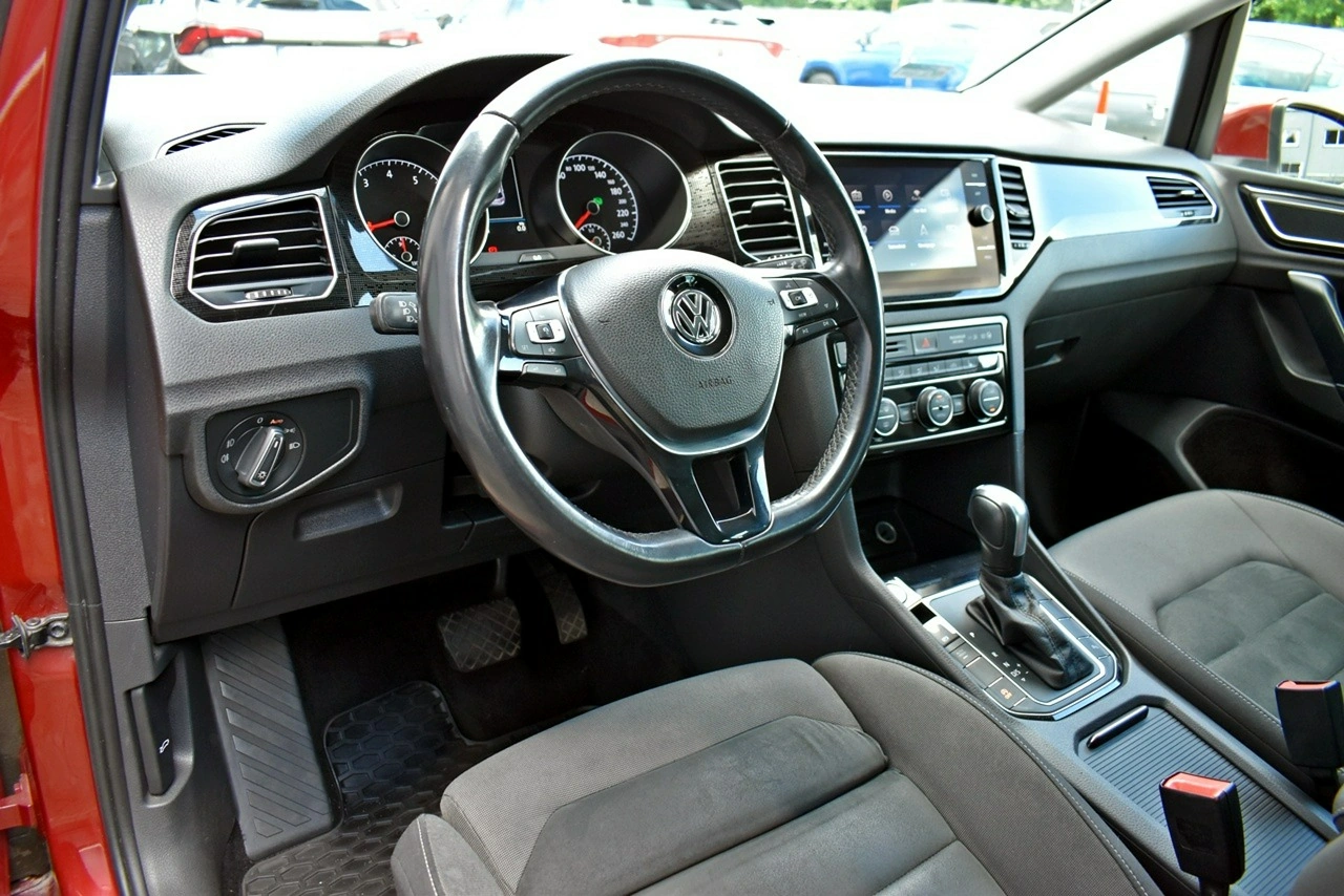 Volkswagen Golf Sportsvan - Zdjęcie 9