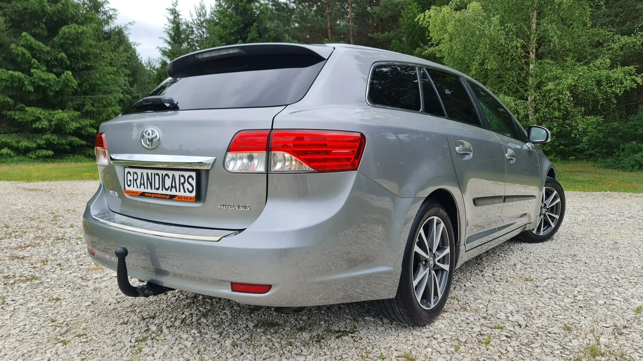 Toyota Avensis - Zdjęcie 1
