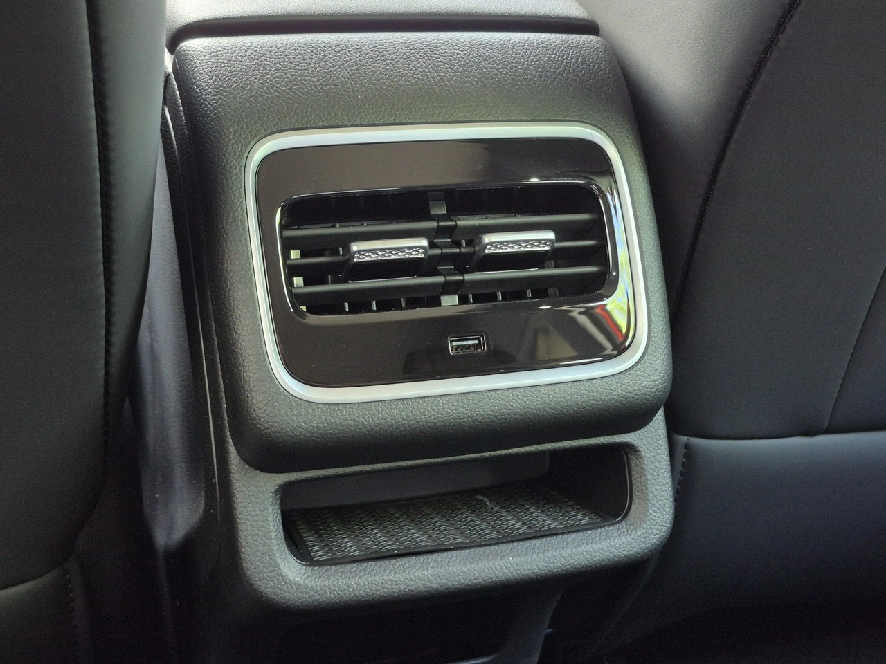 Chery Tiggo 7 - Zdjęcie 27