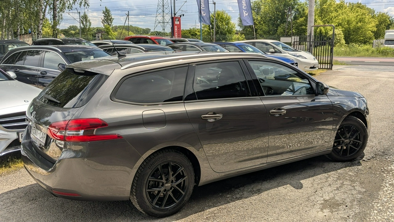 Peugeot 308 SW - Zdjęcie 17