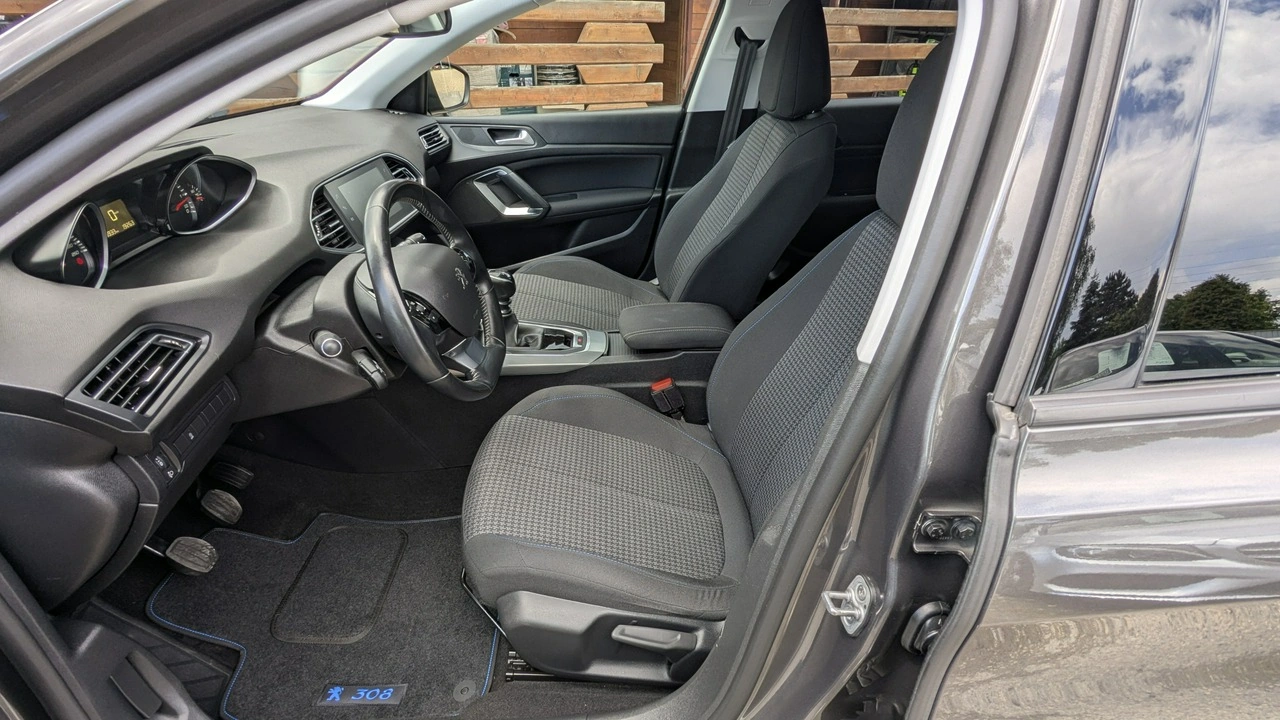 Peugeot 308 SW - Zdjęcie 18