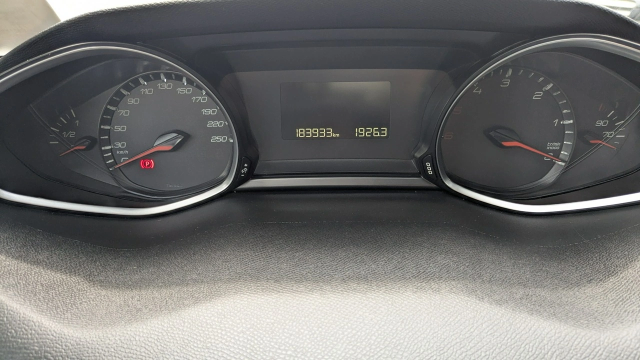 Peugeot 308 SW - Zdjęcie 26
