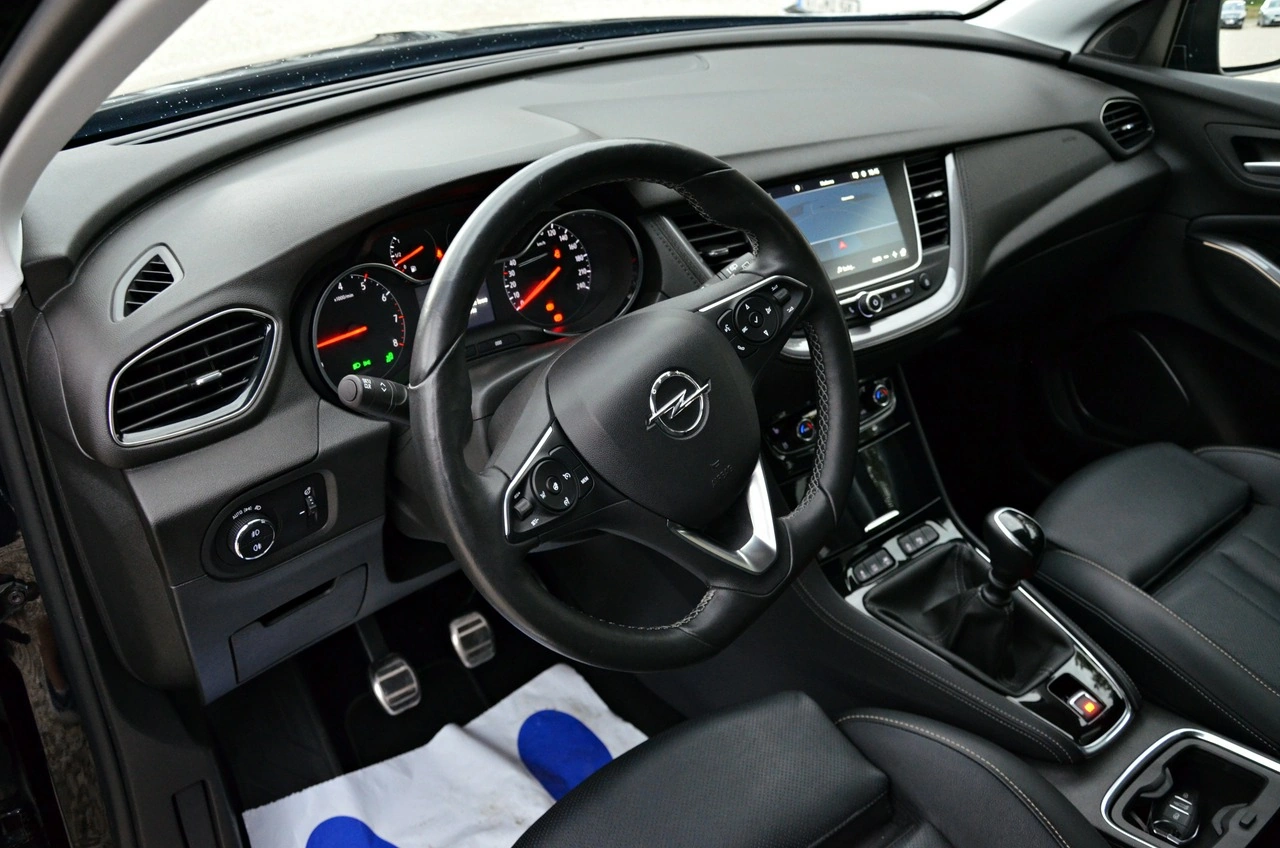 Opel Grandland X - Zdjęcie 9