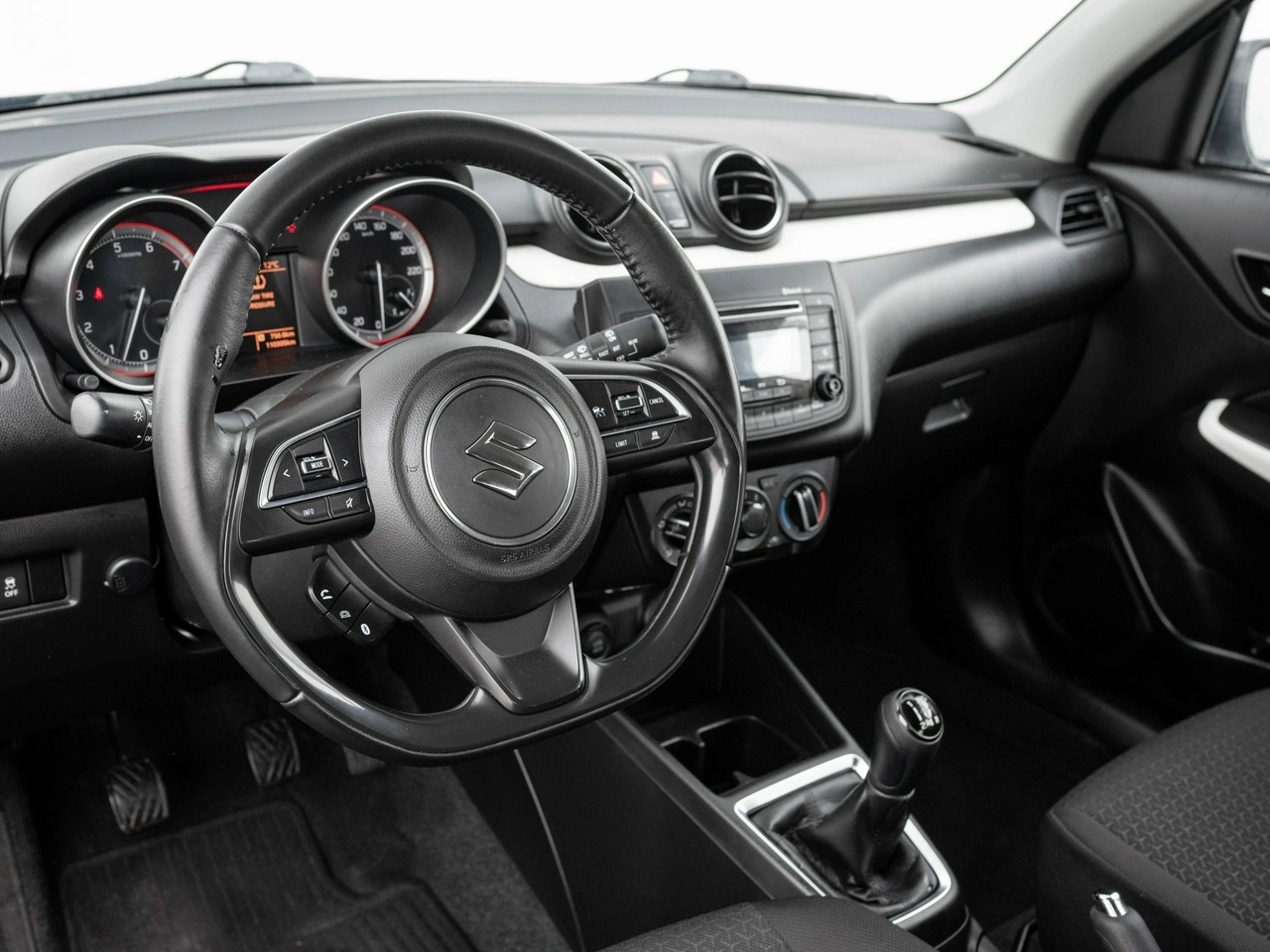 Suzuki Swift - Zdjęcie 5