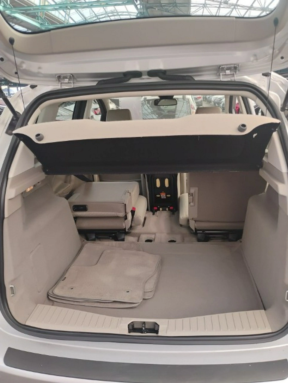 Ford C-MAX - Zdjęcie 17