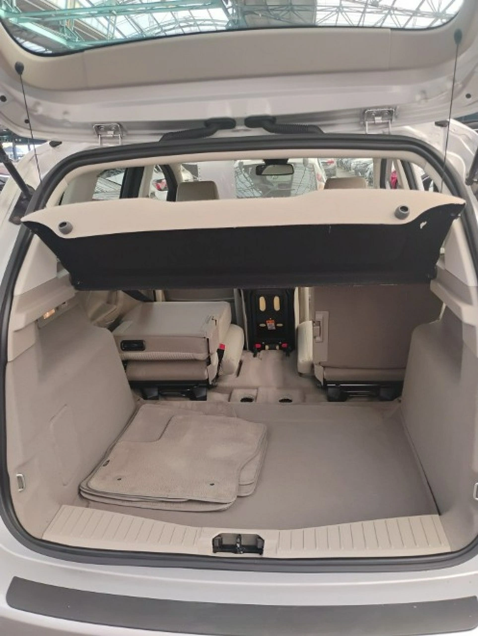 Ford C-MAX - Zdjęcie 17