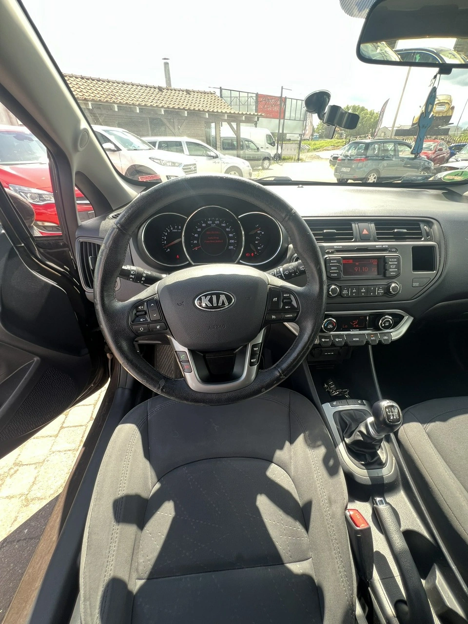 Kia Rio - Zdjęcie 10