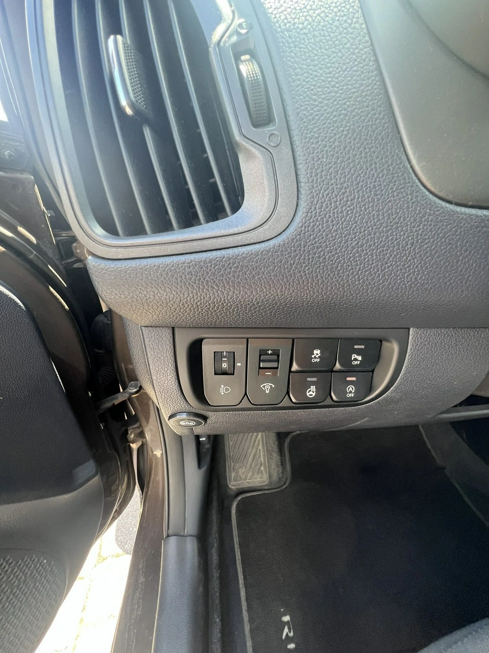 Kia Rio - Zdjęcie 12