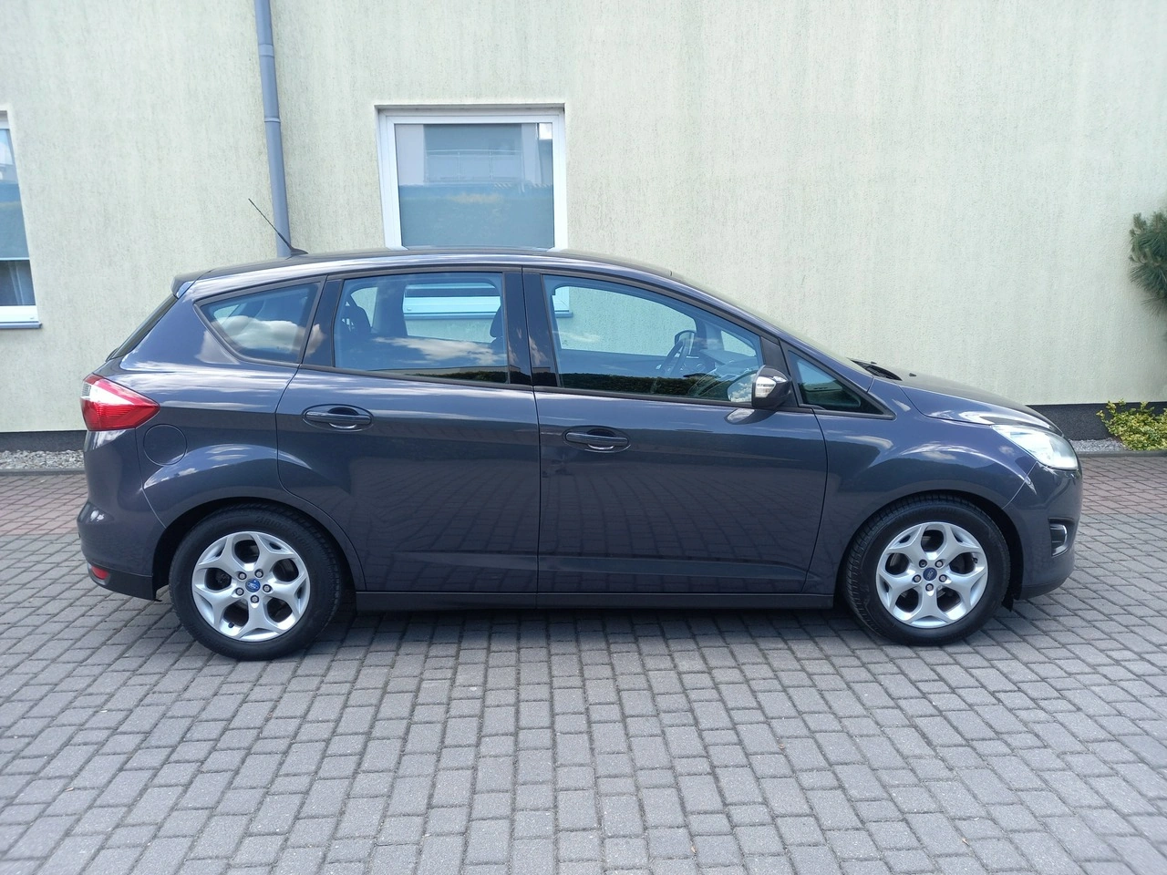 Ford C-MAX - Zdjęcie 12
