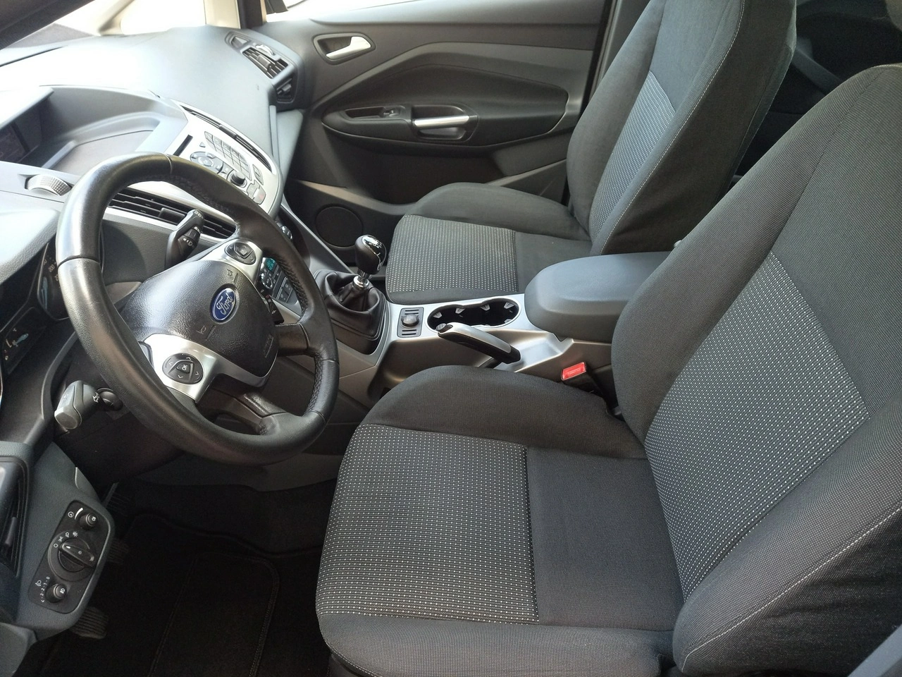 Ford C-MAX - Zdjęcie 28