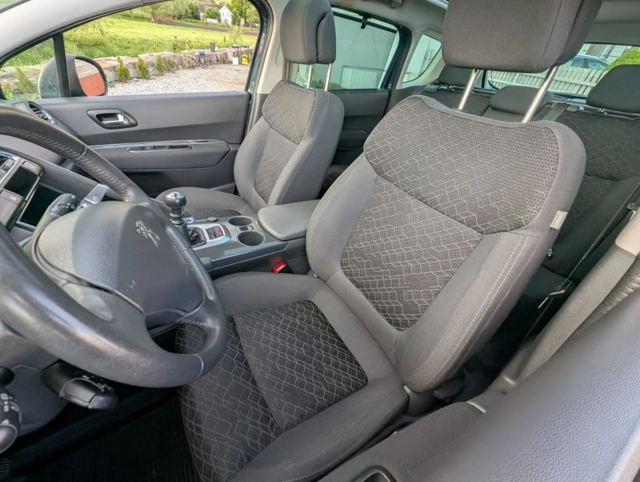 Peugeot 3008 - Zdjęcie 8