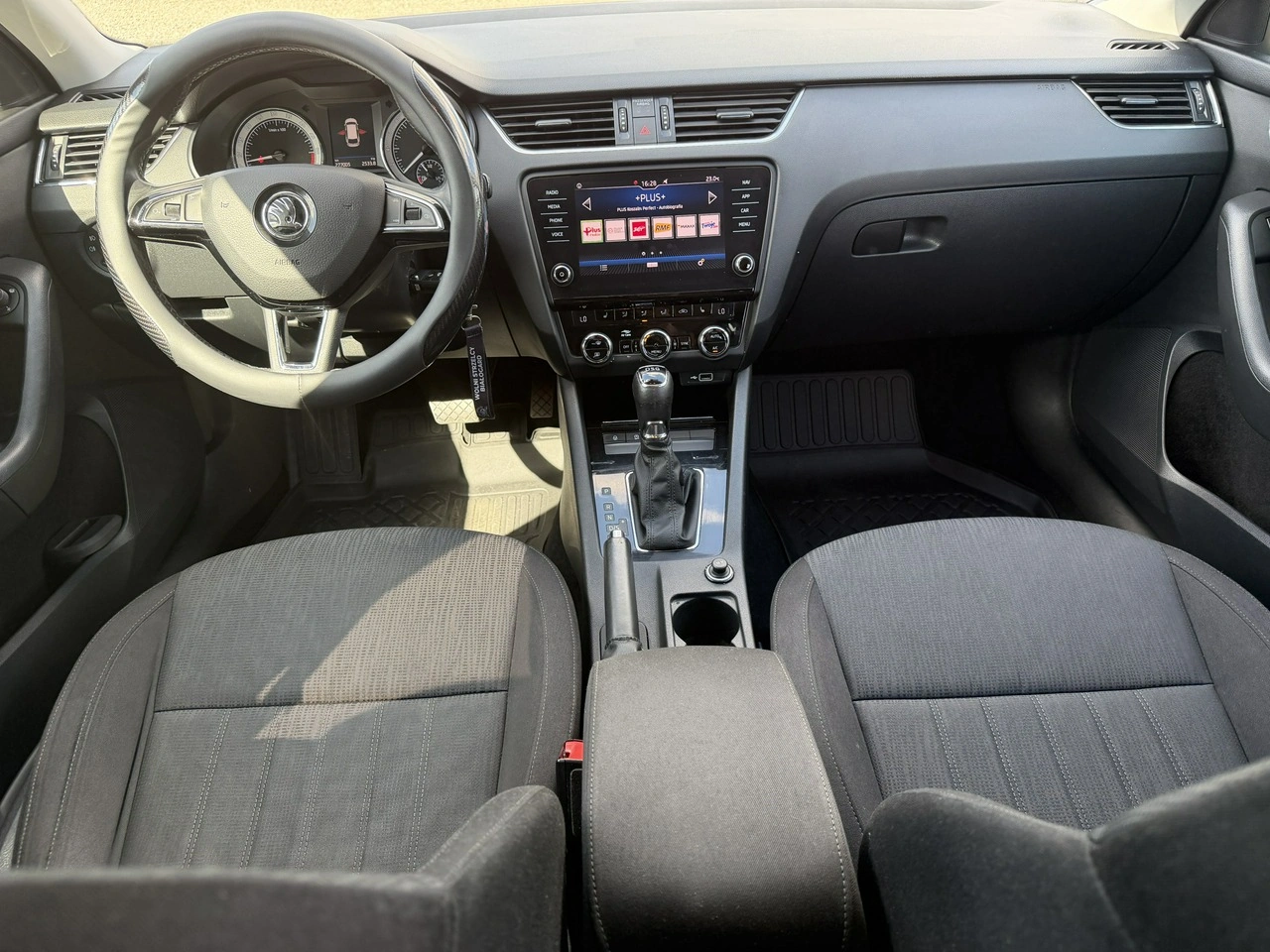 Skoda Octavia - Zdjęcie 7