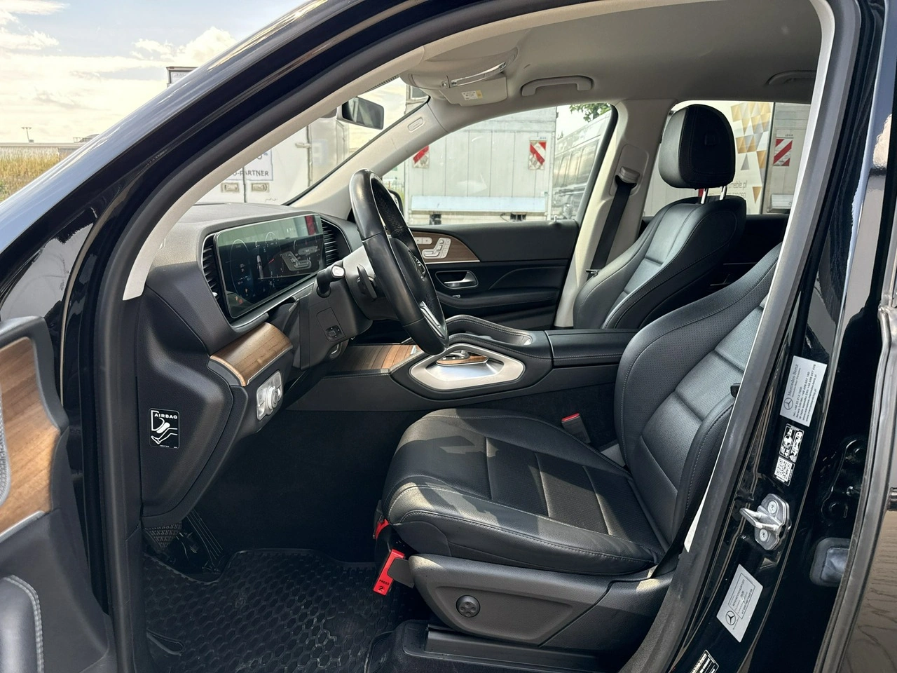 Mercedes GLE 300 - Zdjęcie 10