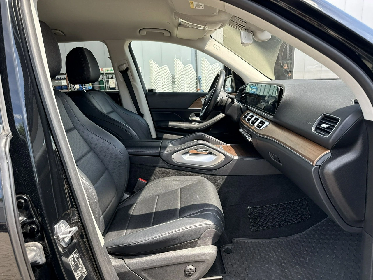 Mercedes GLE 300 - Zdjęcie 19