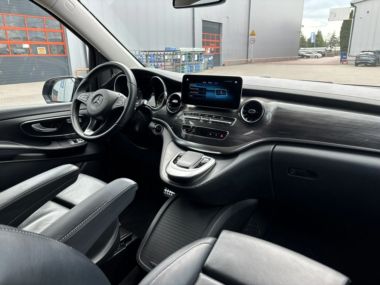 Mercedes V 220 - Zdjęcie 19