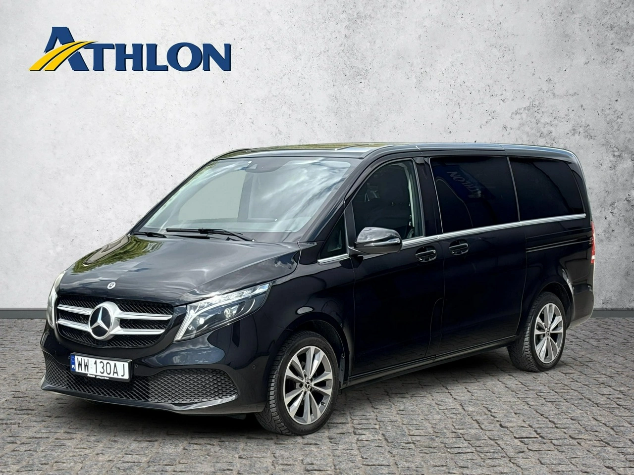 Mercedes V 220 - Główne zdjęcie