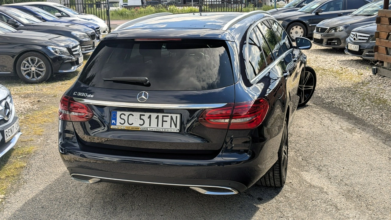 Mercedes C 300 - Zdjęcie 12