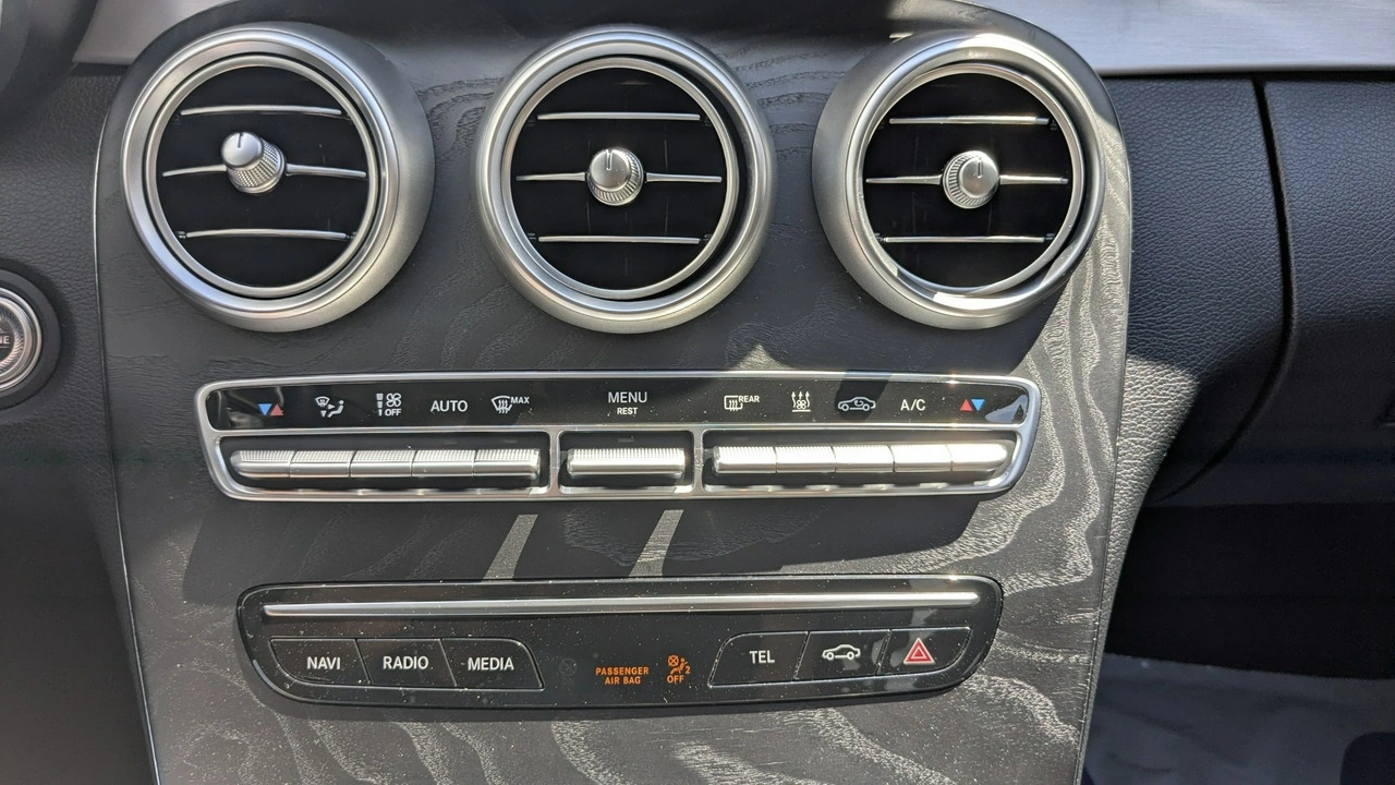 Mercedes C 300 - Zdjęcie 28