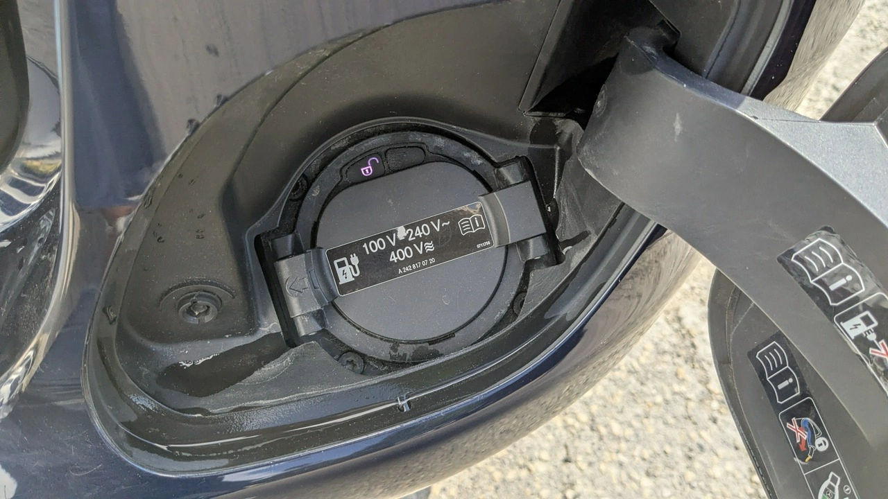 Mercedes C 300 - Zdjęcie 39