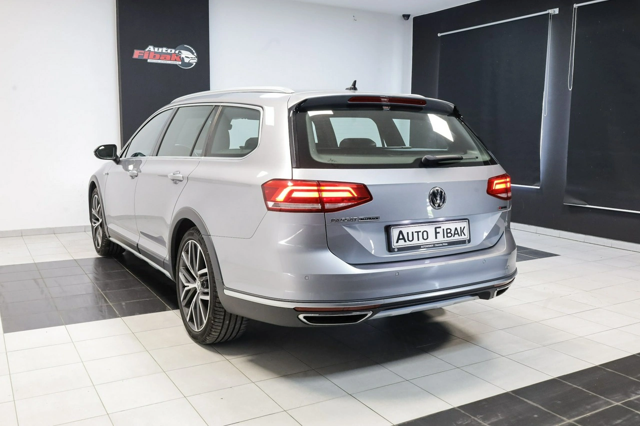 Volkswagen Passat - Zdjęcie 10