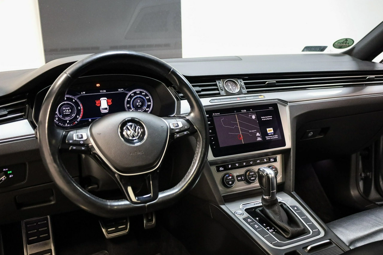 Volkswagen Passat - Zdjęcie 14