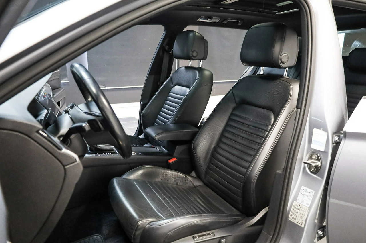 Volkswagen Passat - Zdjęcie 15