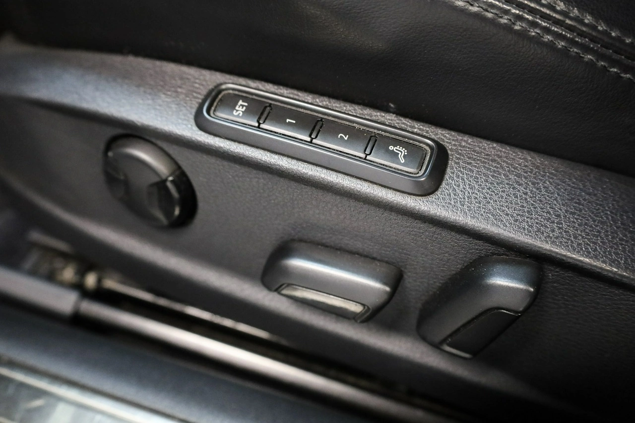 Volkswagen Passat - Zdjęcie 16