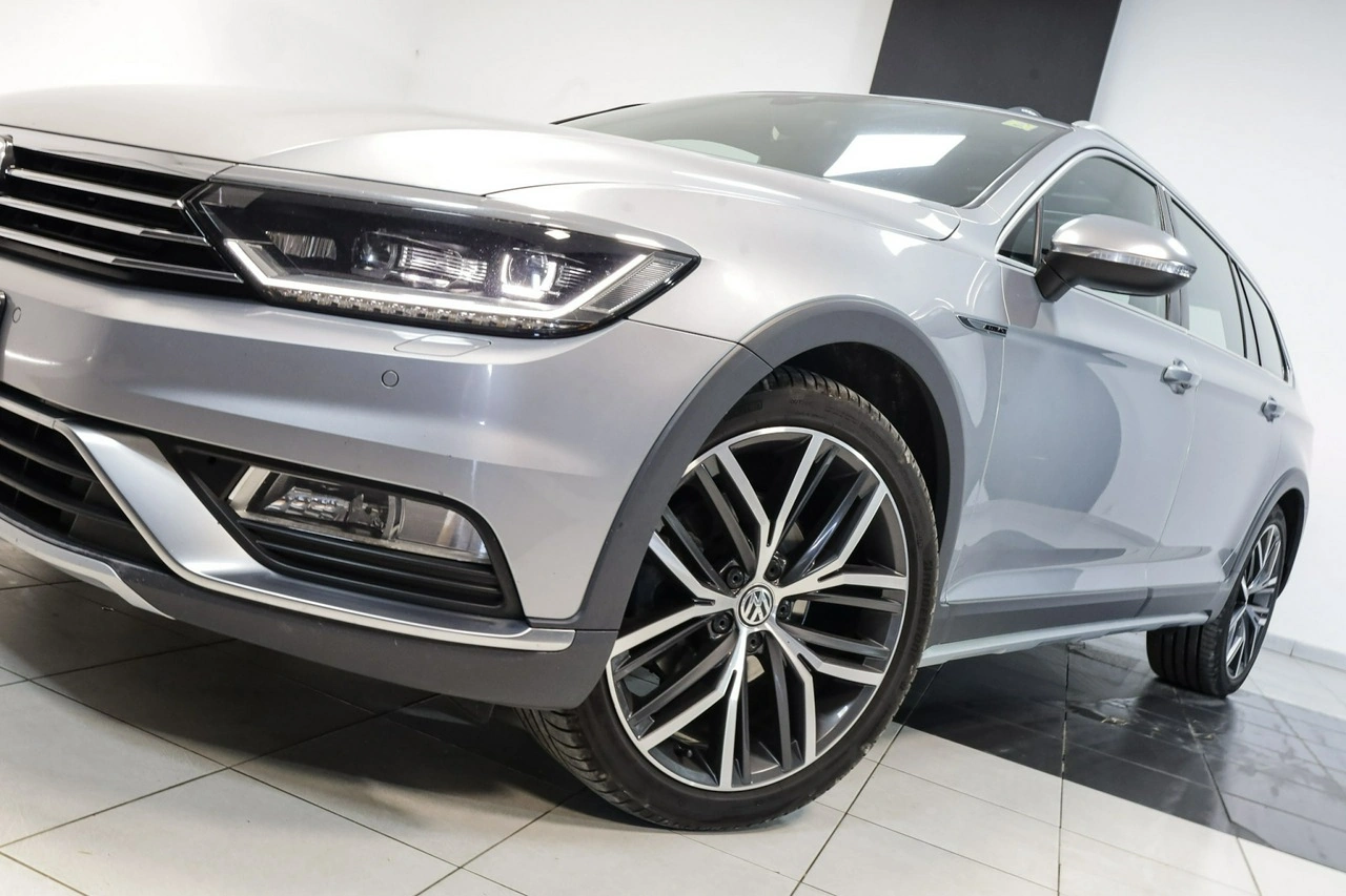 Volkswagen Passat - Zdjęcie 2