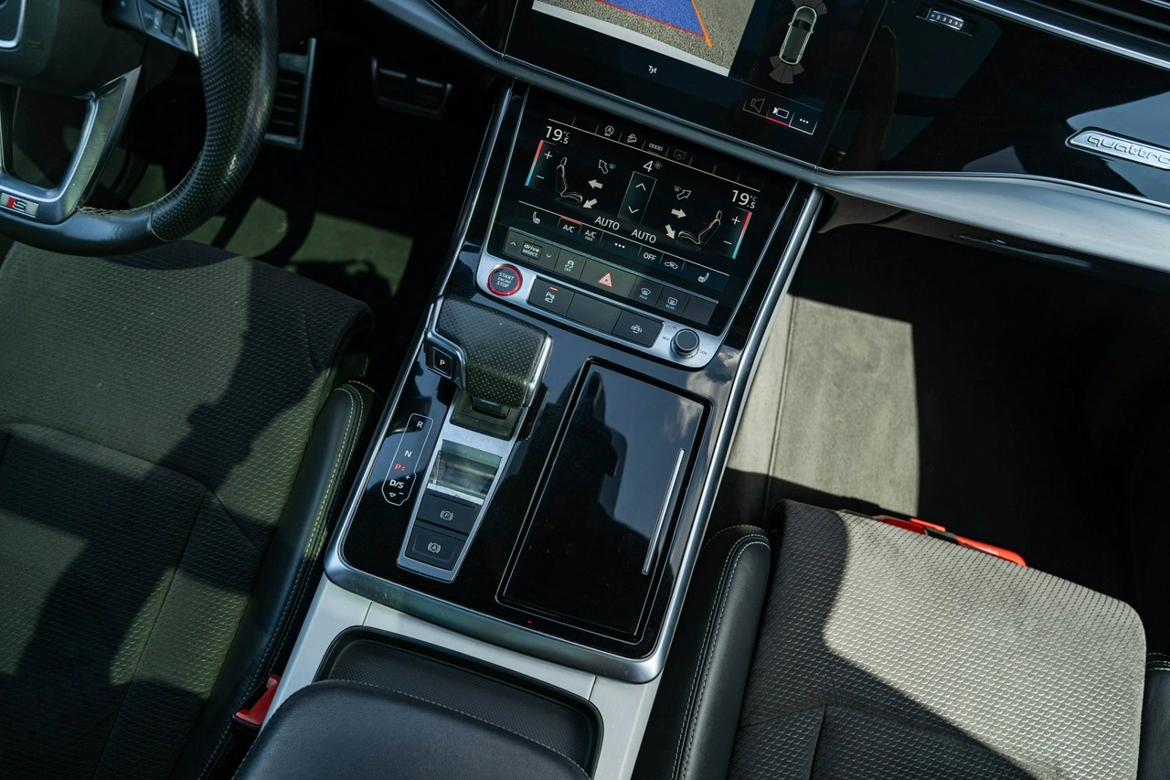 Audi SQ8 - Zdjęcie 19