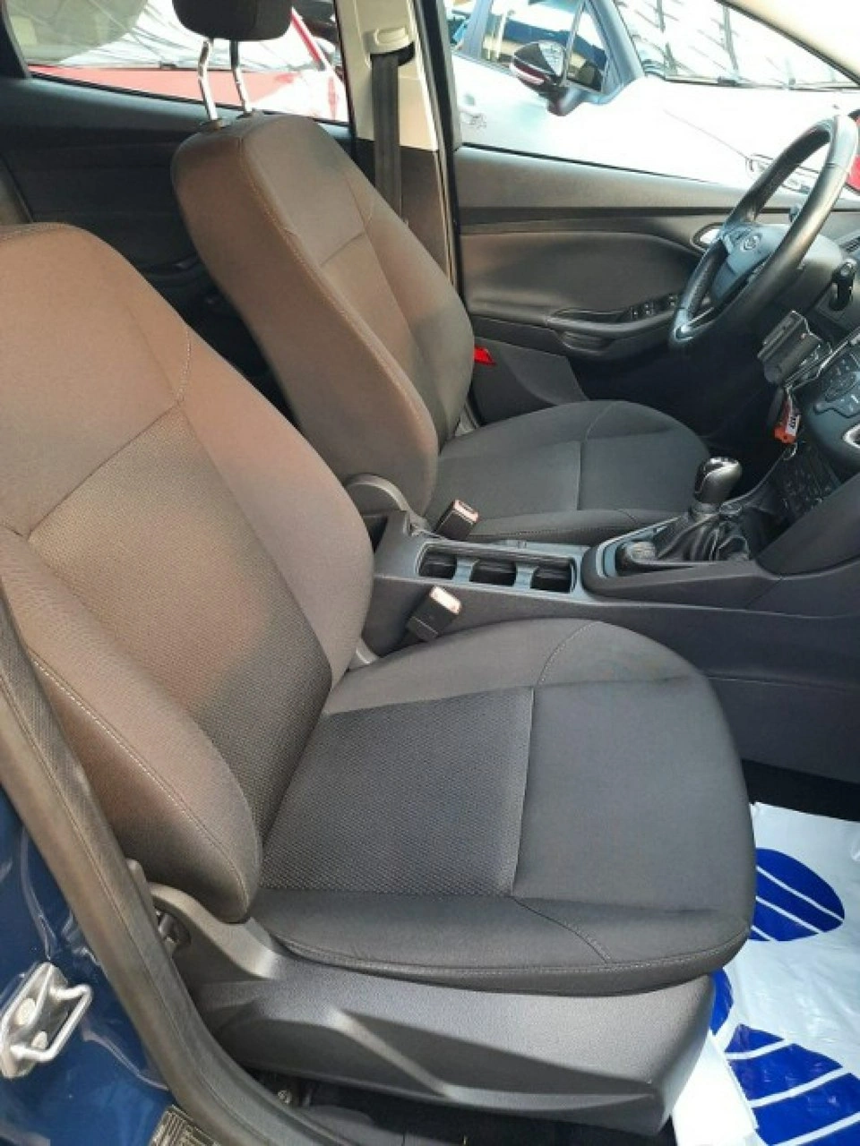 Ford Focus - Zdjęcie 13