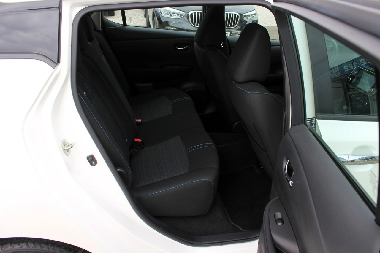 Nissan Leaf - Zdjęcie 12