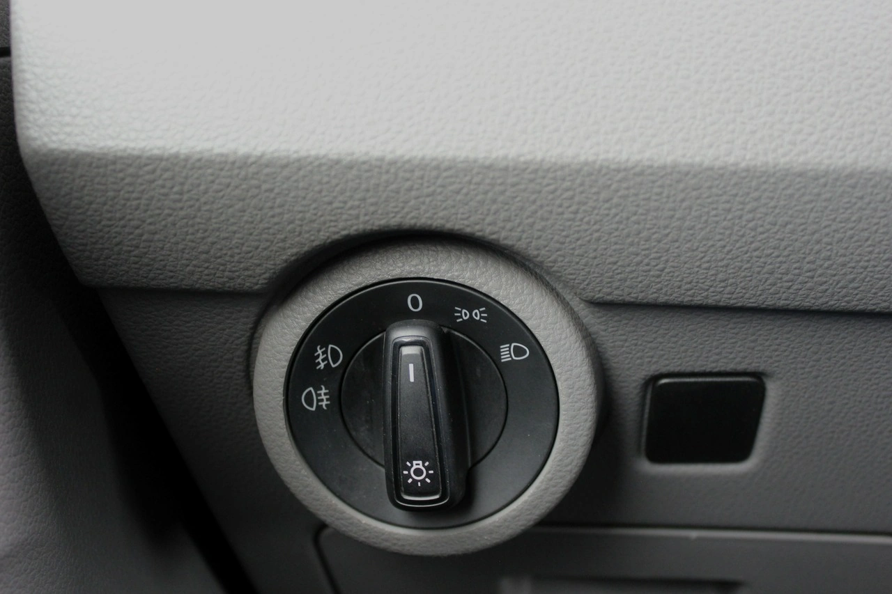 Volkswagen Transporter - Zdjęcie 22