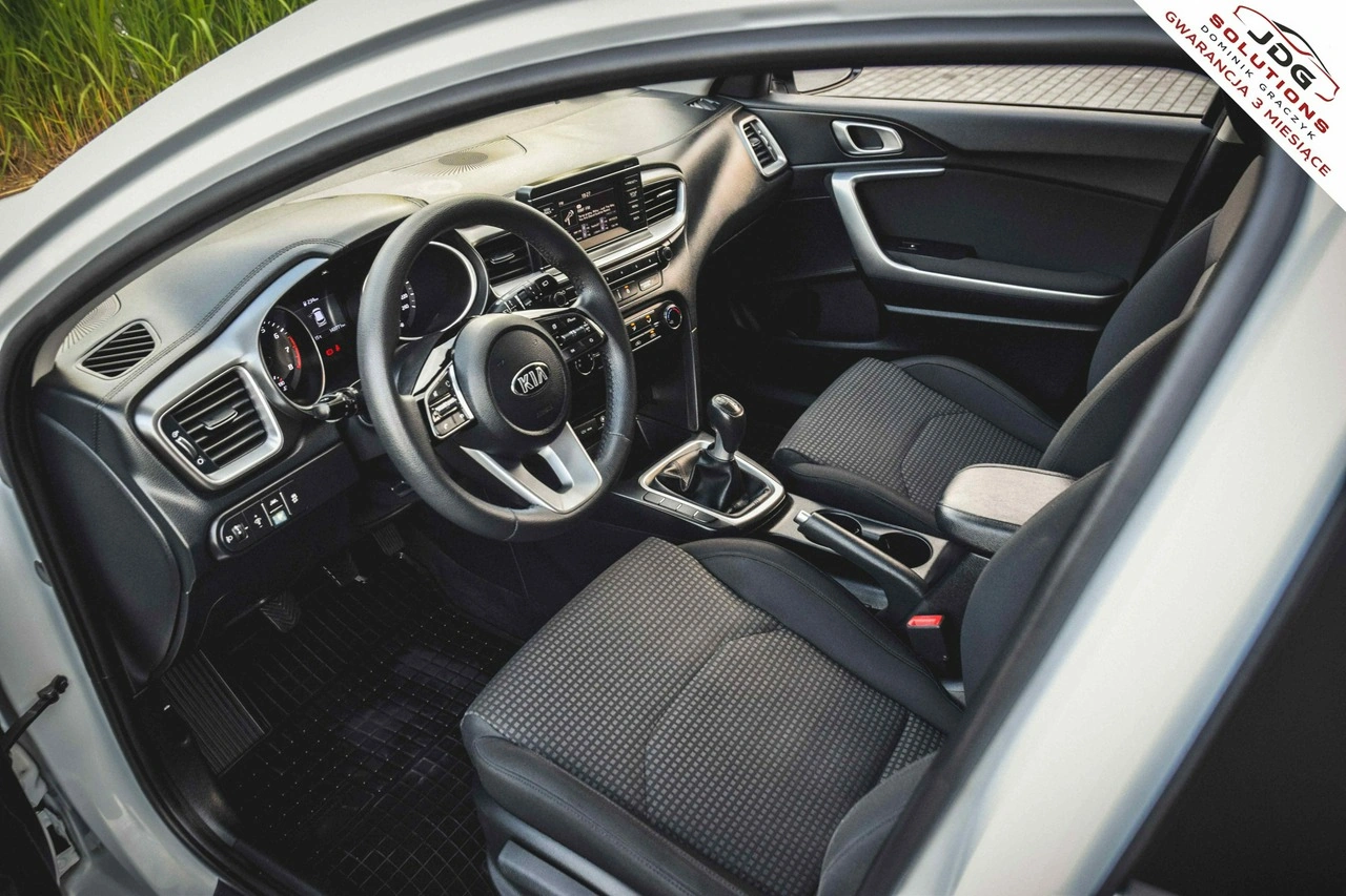 Kia Ceed - Zdjęcie 16