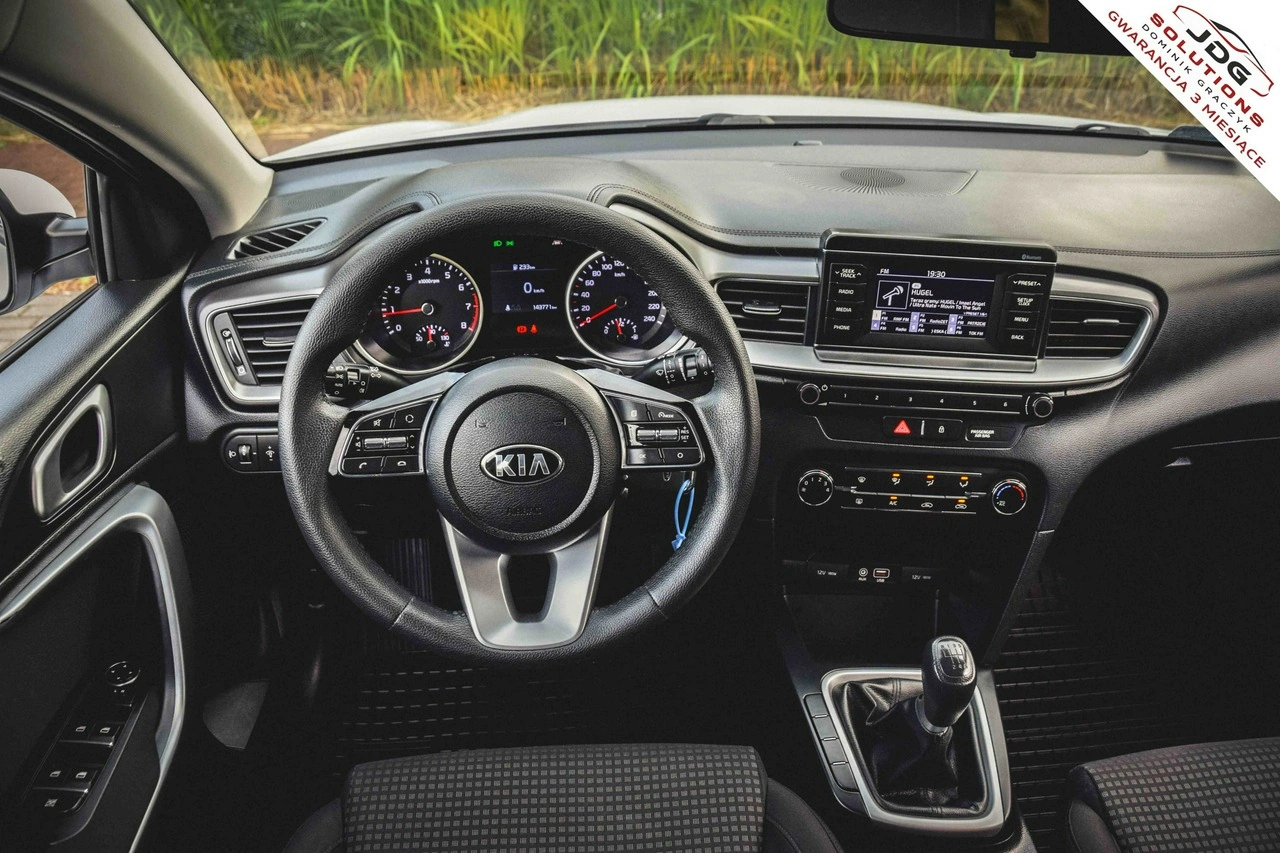 Kia Ceed - Zdjęcie 23