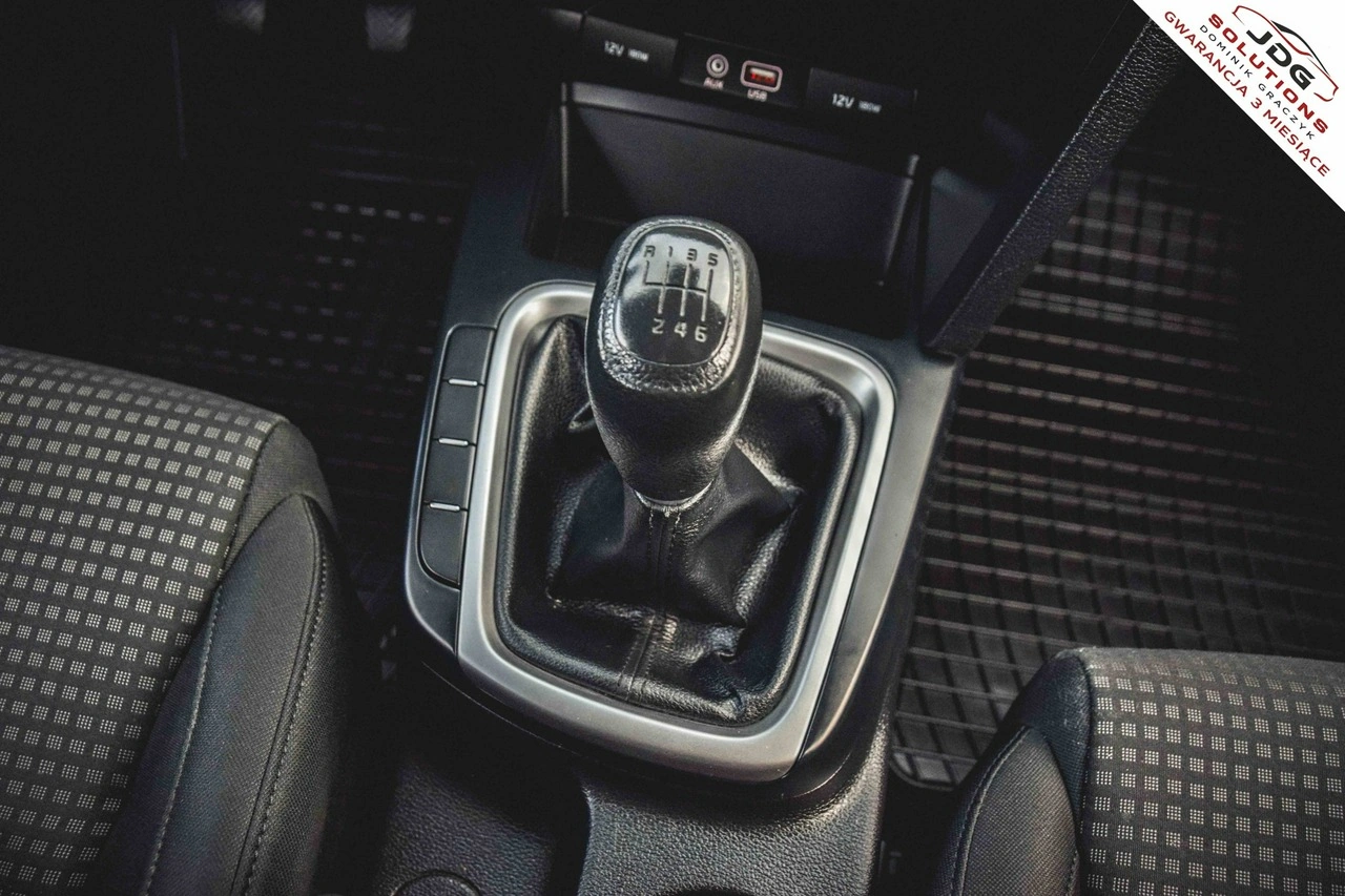Kia Ceed - Zdjęcie 24