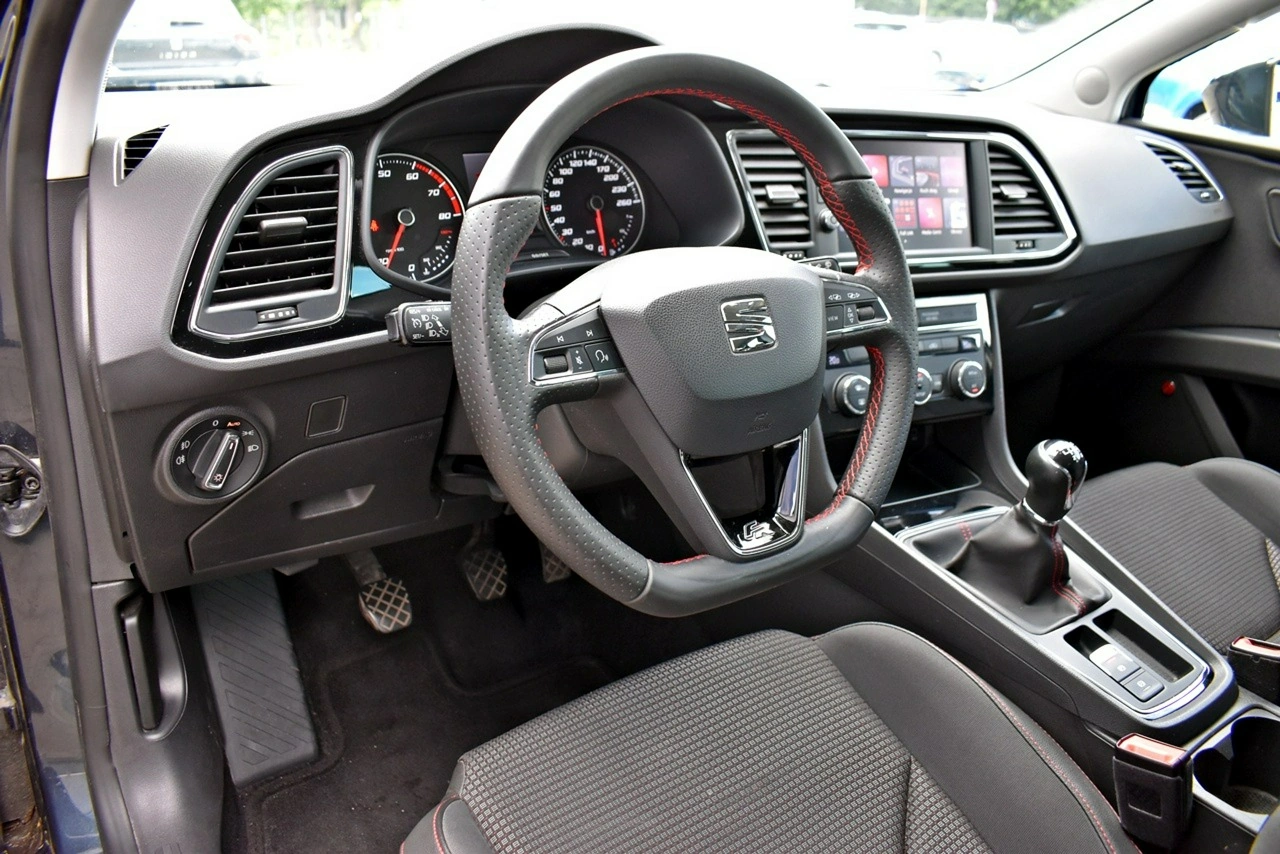 Seat Leon Sportstourer - Zdjęcie 9