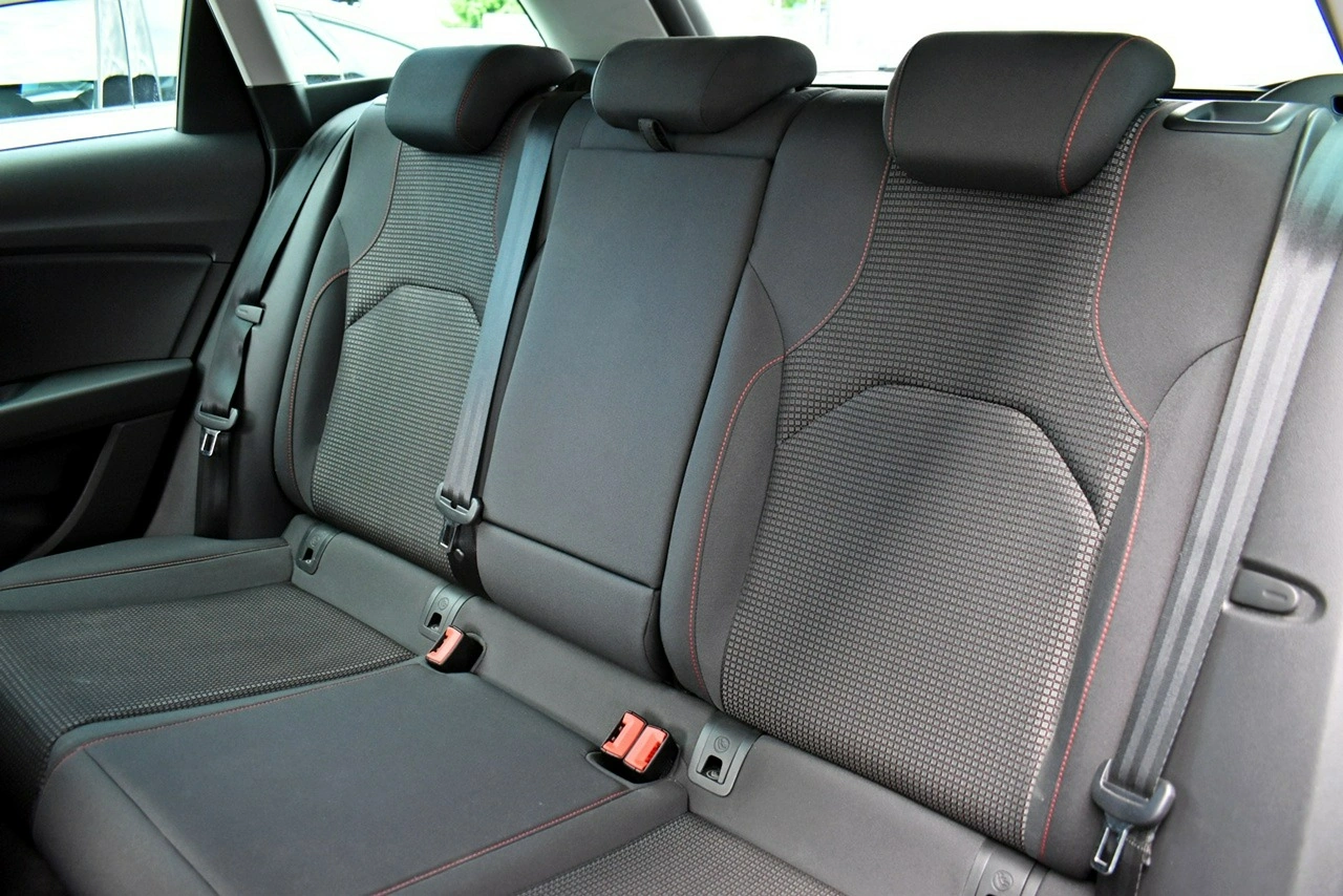 Seat Leon Sportstourer - Zdjęcie 12