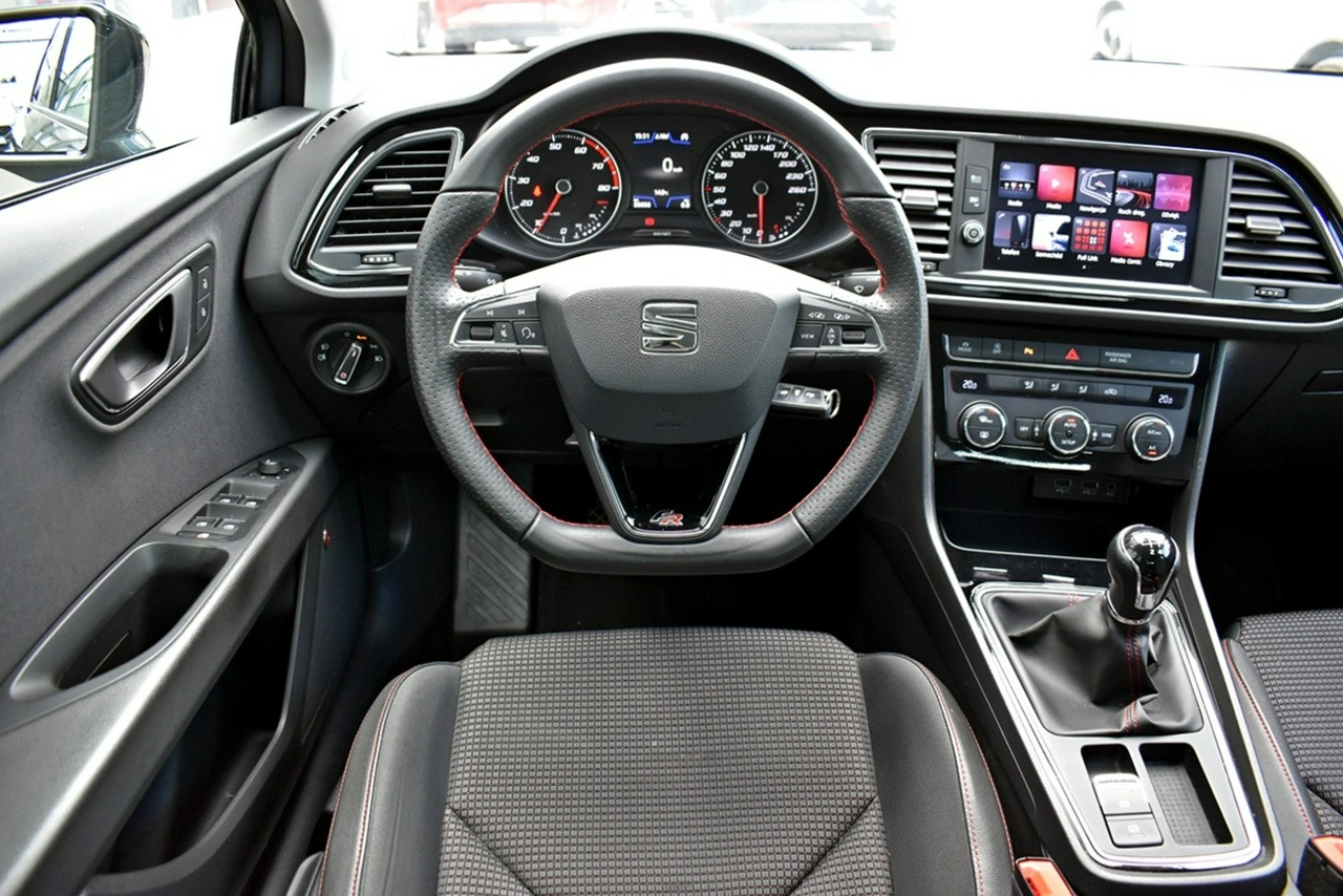 Seat Leon Sportstourer - Zdjęcie 14