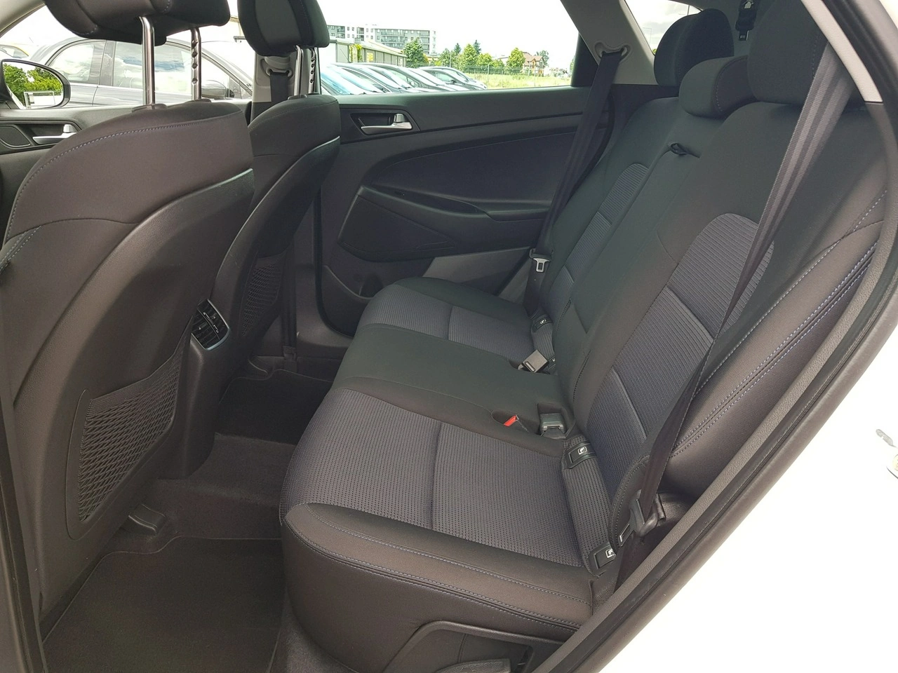 Hyundai Tucson - Zdjęcie 12