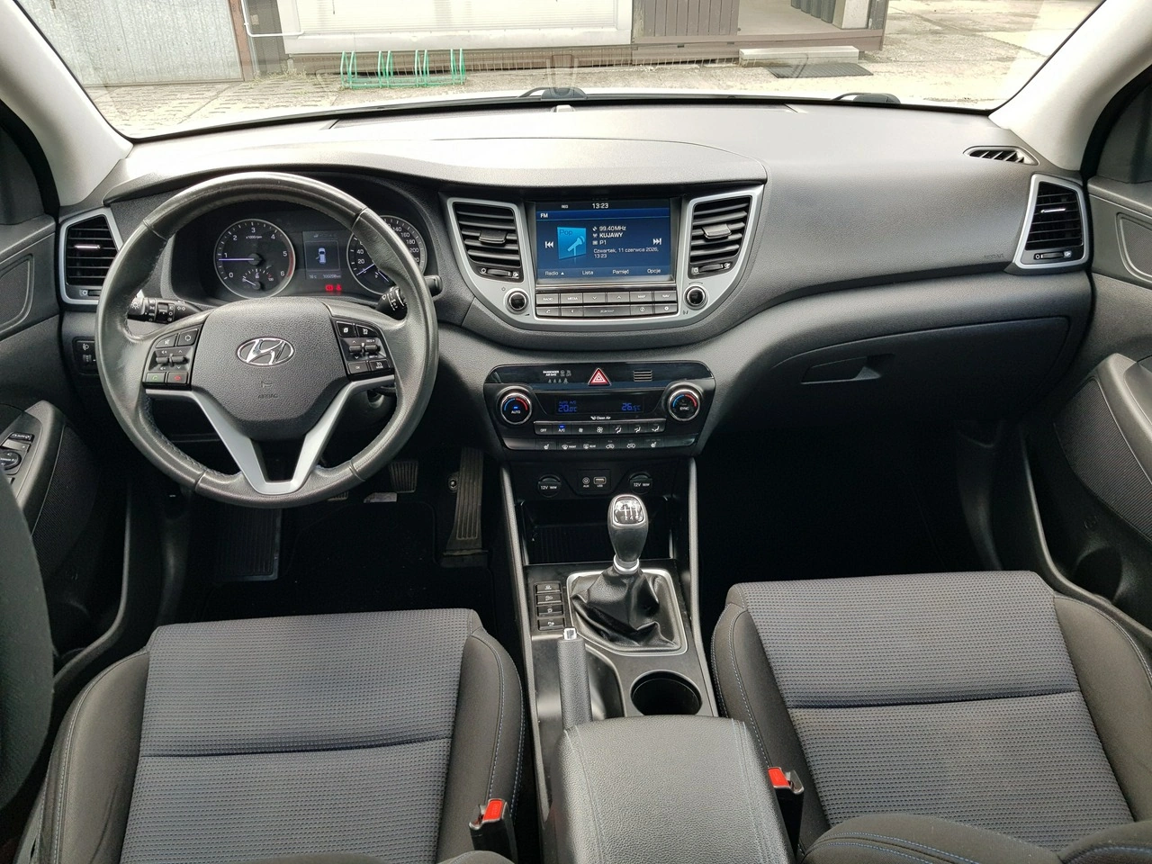 Hyundai Tucson - Zdjęcie 13