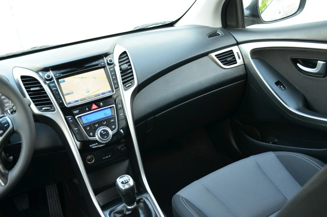 Hyundai i30 - Zdjęcie 25