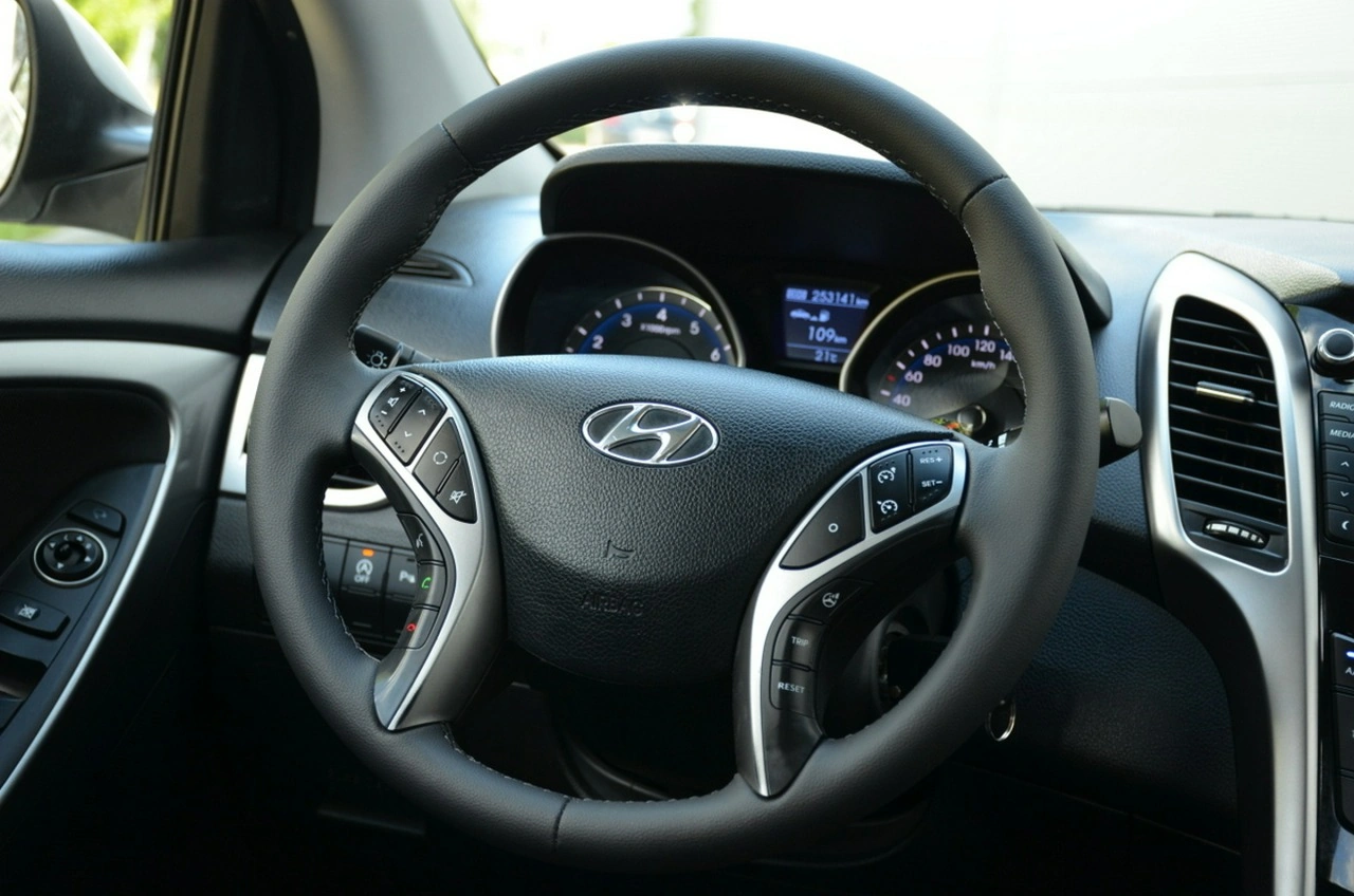 Hyundai i30 - Zdjęcie 27