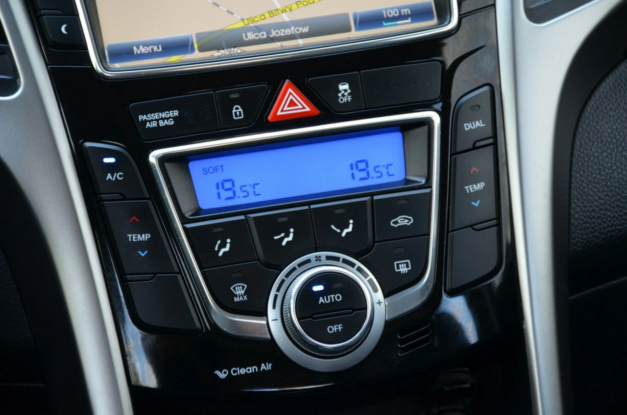 Hyundai i30 - Zdjęcie 30