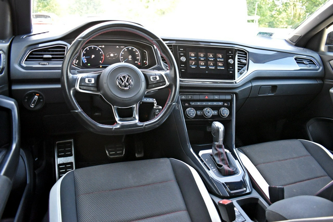 Volkswagen T-Roc - Zdjęcie 12